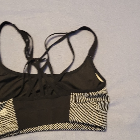 Training bra - Picture 2 of 2
